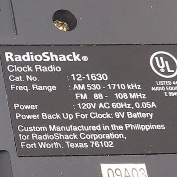 Vintage 2000 Radio Shack AM/FM Compact Alarm Clock Radio 12-1630 Tested - Works - Picture 13 of 13